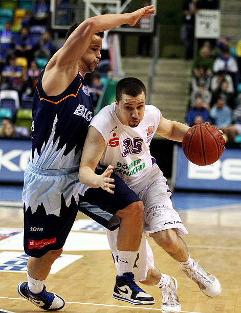 能在引援未 能在引援未