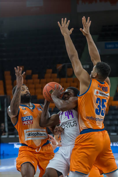 高的协同性 高的协同性